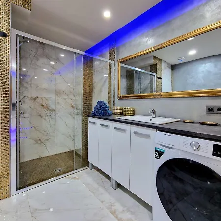 Wellness Gold With Private Sauna & Jacuzzi Apartamento Praga